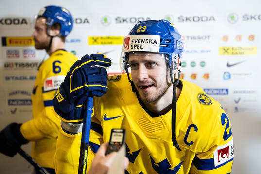 Oliver Ekman Larsson of Sweden