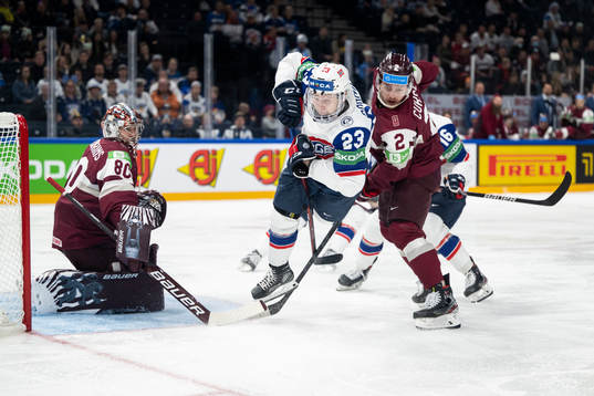 Martin Rønnild of Norway and Karlis Cukste of Latvia