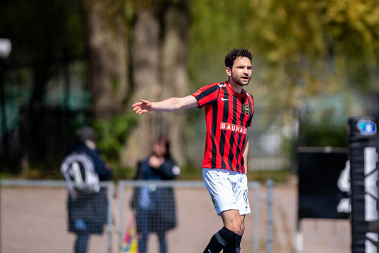 Brommapojkarnas Marijan Cosic  reagerar