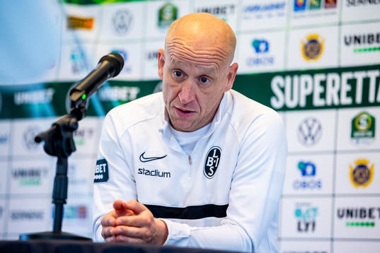 Landskronas tränare Billy Magnusson på presskonferensen