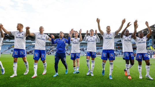 IFK Norrköpings spelare jublar