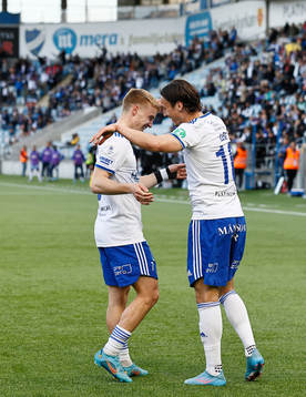 IFK Norrköpings Jacob Ortmark och Jonathan Levi jublar