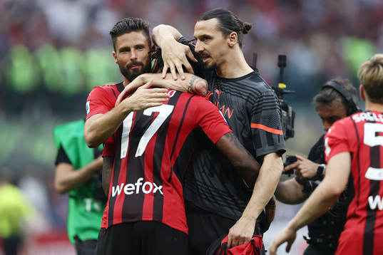 Bläddra bland fler bilder av Fotboll, Serie A, AC Milan - Atalanta