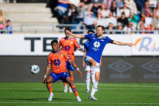 Erikson Spinola Lima of Aalesund and Magnus Wolff Eikrem of