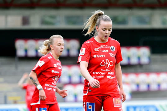 Örebros Berglind Ros Augustdottir deppar