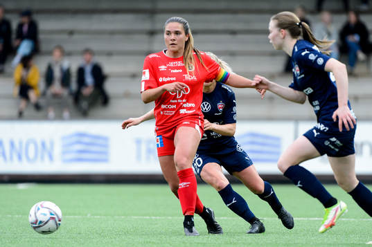 Örebros Carly Wickenheiser