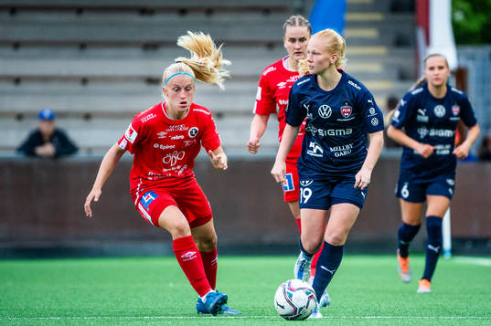 Örebros Katie Lockwood mot Rosengårds Sofie Bruun