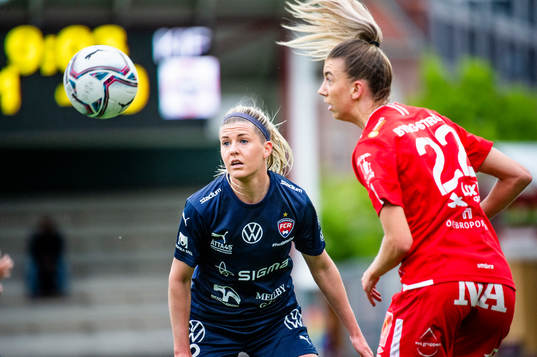 Rosengårds Olivia Schough mot Örebros Wilma Öhman