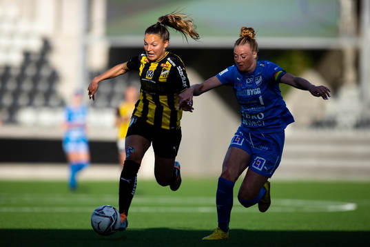Häckens Johanna Ryttning Kaneryd och Kalmars Paige Culver