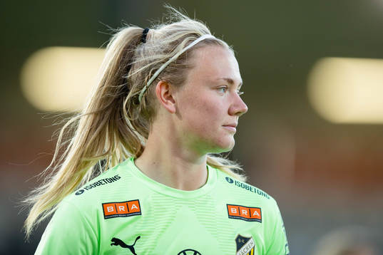 Häckens målvakt Jacqueline Burns