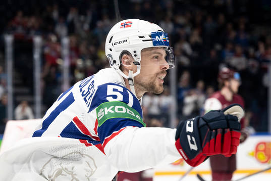 Bläddra bland fler bilder av 2022 IIHF Ice Hockey World Championship, day 4, Latvia - Norway