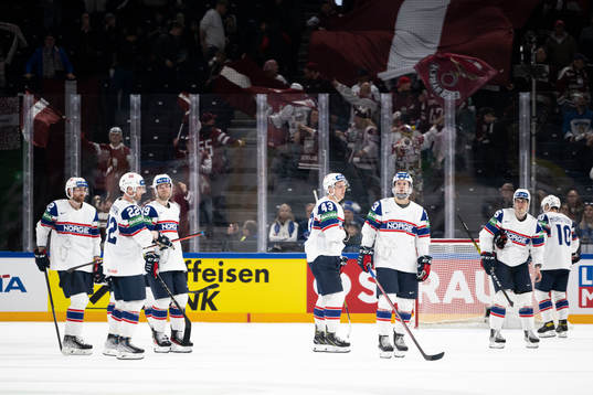 Players of Norway looks dejected