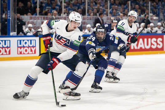 Luke Huges of USA and Hannes Björninen of Finland