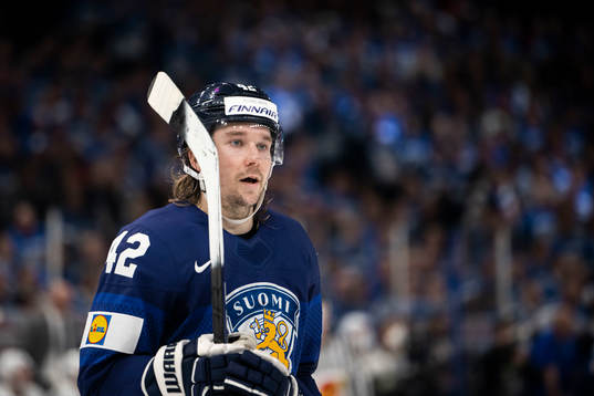Sami Vatanen of Finland