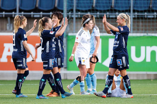 Bläddra bland fler bilder av Fotboll, Damallsvenskan, Linköping - Djurgården