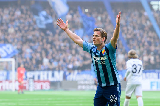 Djurgårdens Hampus Finndell reagerar