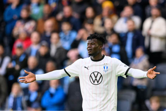 Malmö FFs Malik Abubakari reagerar