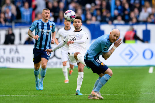 Malmö FFs Erdal Rakip och Djurgårdens Magnus Eriksson