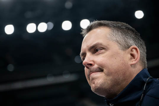 Assistant coach Tomas Montén of Sweden at a practice