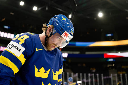 Anton Lindholm of Sweden