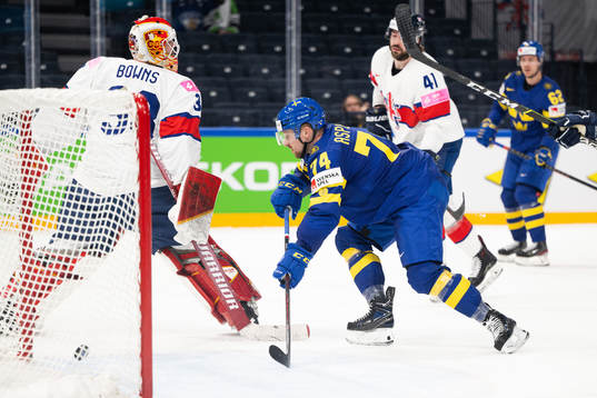 Rasmus Asplund of Sweden scores the 5-0 goals