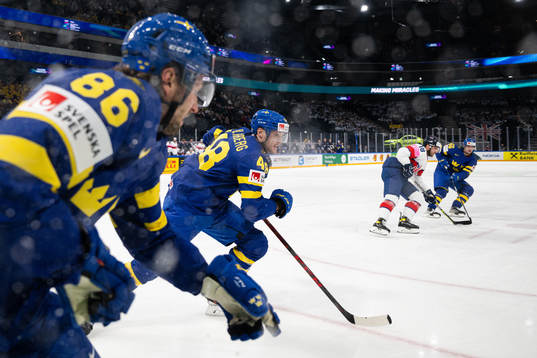 Carl Klingberg of Sweden