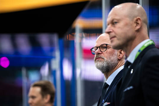 Assistant coach Markus Åkerblom and assistant coach Markus