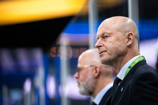 Assistant coach Markus Åkerblom and assistant coach Markus