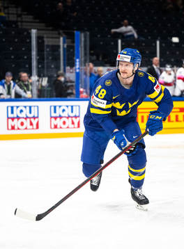 Carl Klingberg of Sweden