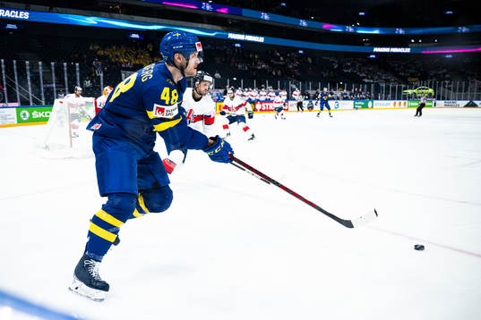 Carl Klingberg of Sweden