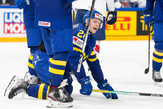 Anton Bengtsson of Sweden celebrates the 6-0 goal