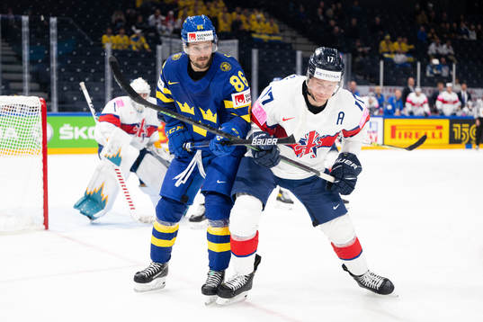 Mathias Bromé of Sweden and Mark Richardsson of Great