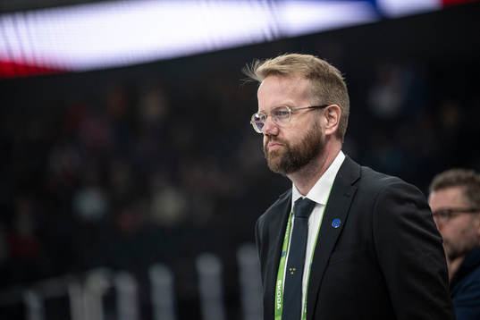 Press officer Linus Hugosson of Sweden