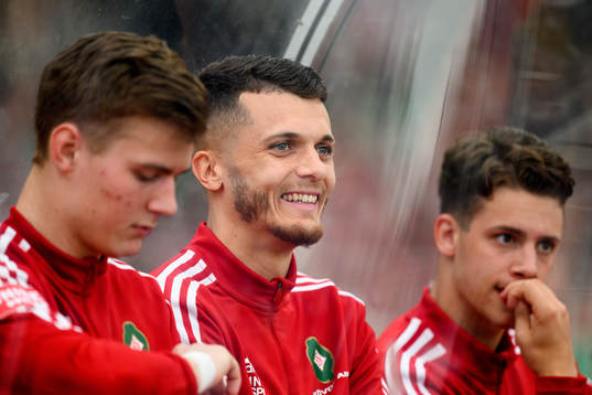 Skövdes Yohann Fellrath innan fotbollsmatchen i Superettan