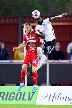 Skövdes Jack Cooper Love och Örebros Nasiru Moro