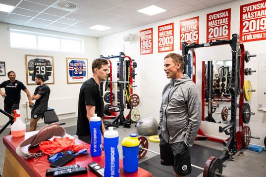 målvakt Lars Johansson och tränare Roger Rönnberg