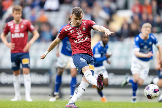 Örgrytes Ajdin Zeljkovic med straffspark