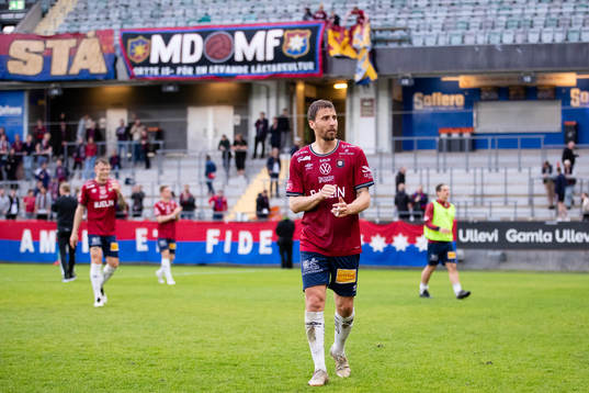Örgrytes Jonathan Azulay  deppar