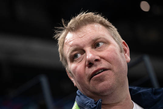 Team manager Lars Östblom of Sweden at a practice session