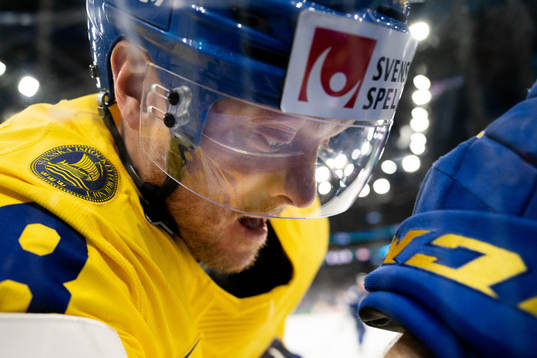 Carl Klingberg of Sweden