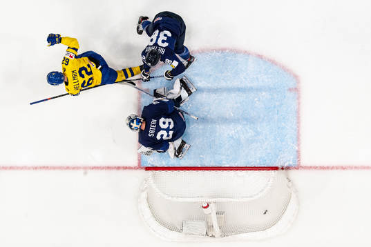 Joel Kellman of Sweden celebrates
