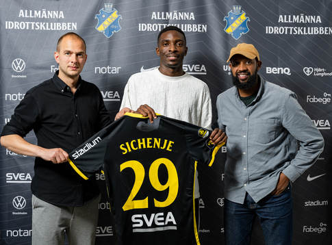 s sportchef Henrik Jurelius och sin agent