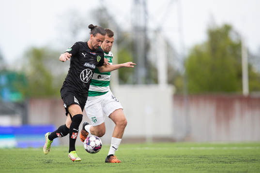 Jönköpings Edin Hamidovic och Västerås Jesper Merbom