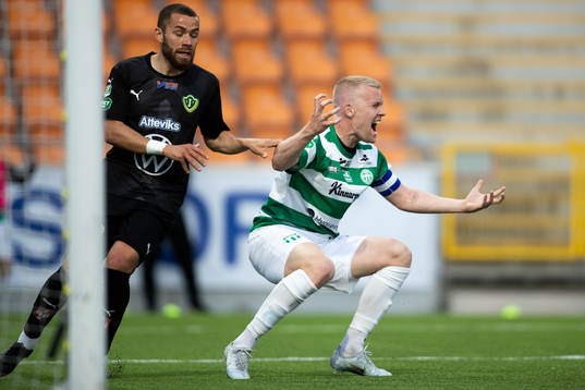Västerås Simon Johansson reagerar