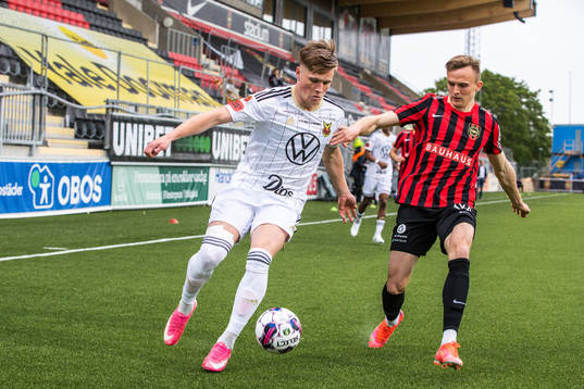Östersunds Sebastian Karlsson Grach och Brommapojkarnas