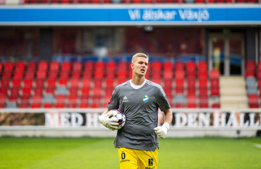 Östers målvakt Mathias Nilsson