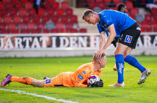 Halmstads målvakt Malkolm Nilsson Säfqvist och Alexander