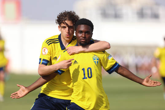 Bläddra bland fler bilder av Football, UEFA Under-17 , Sweden - Portugal