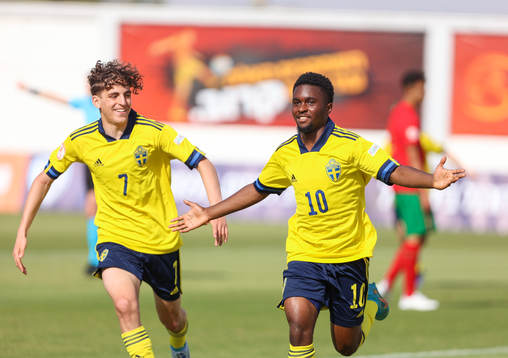 Jardell Kanga and Taha Ayari of Sweden celebrates 1-0