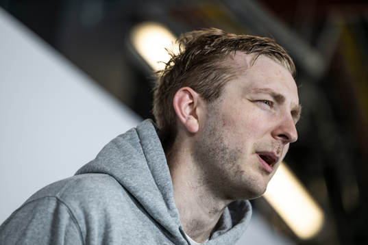 Goaltender Linus Ullmark